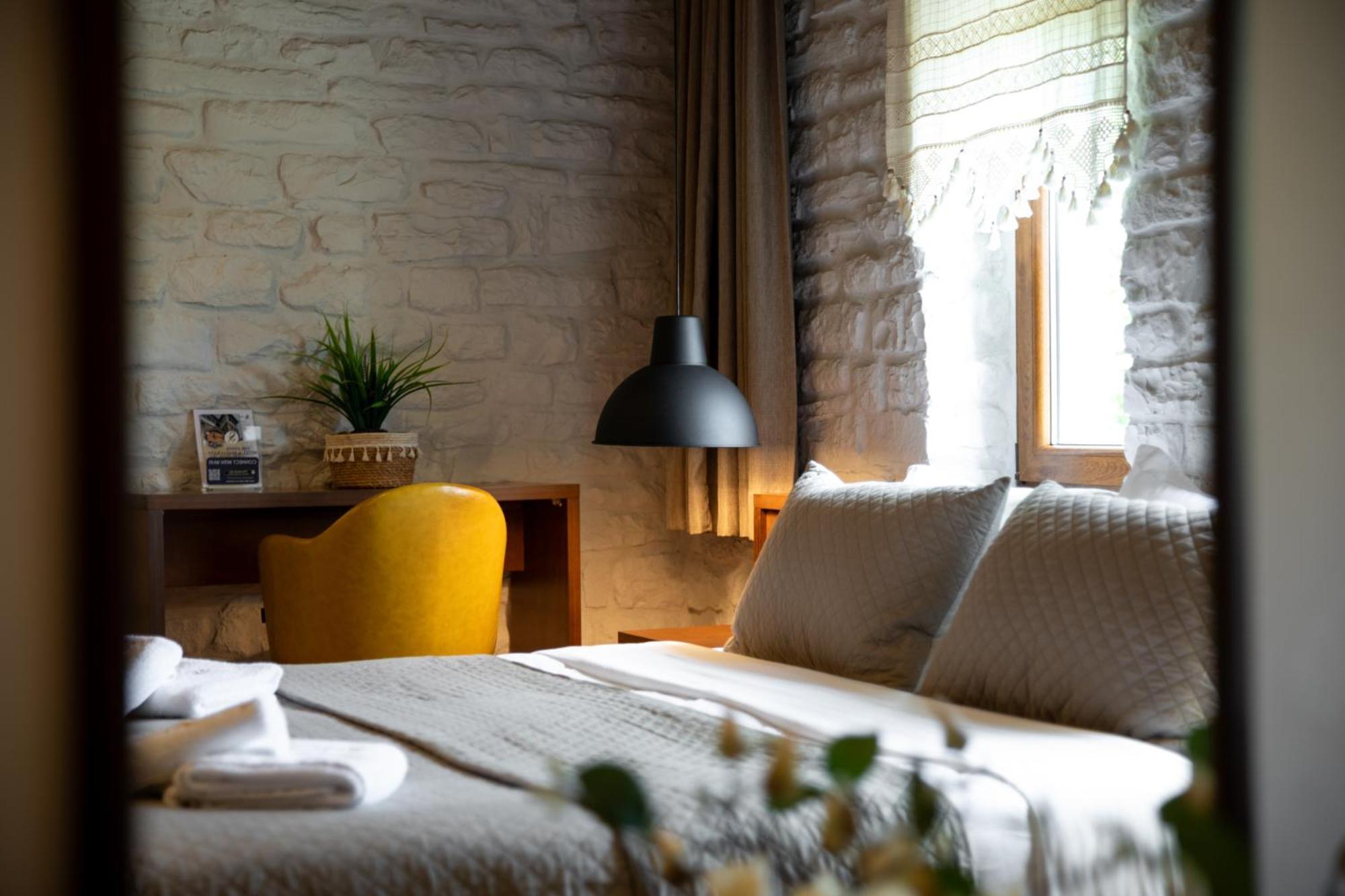 The Stone Sky Hotel Гірокастра Екстер'єр фото